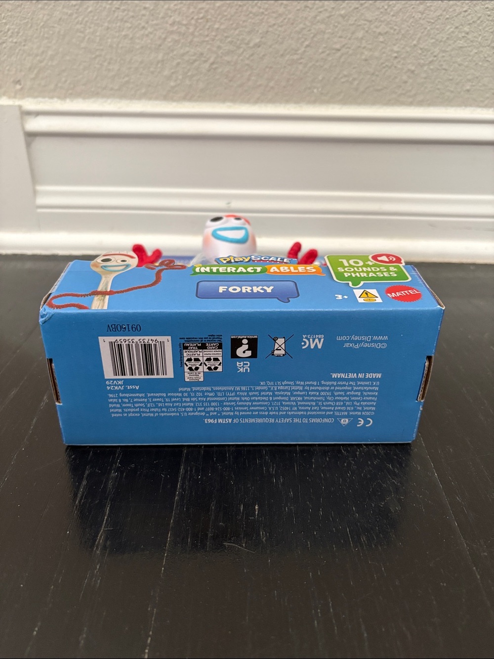 Disney and Pixar Toy Story 5 - InteractAbles Forky - Picture 7 of 11